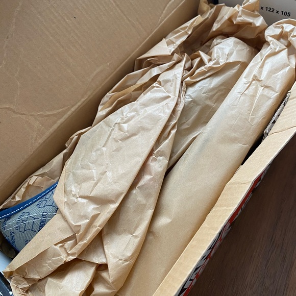 Descendents Vans Authentics Brand New Unworn - Picture 4 of 5